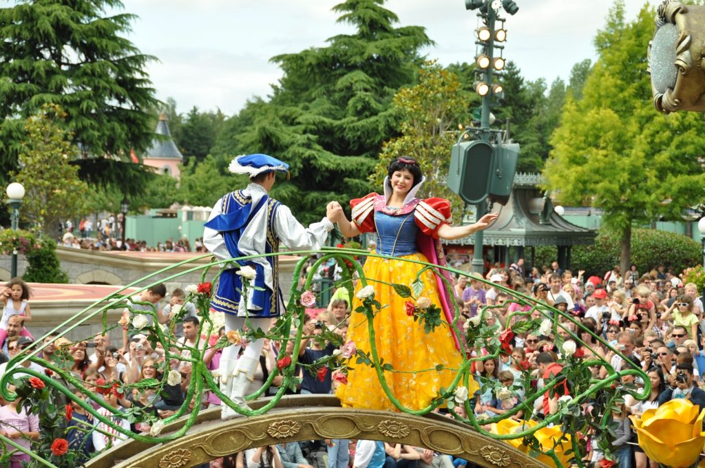 Γιορτές στον μαγικό κόσμο της Disneyland!!! - Image 9