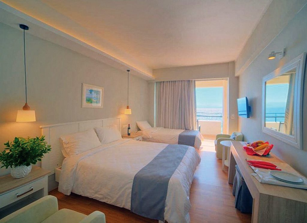 ELEA BEACH HOTEL 4* - Image 3