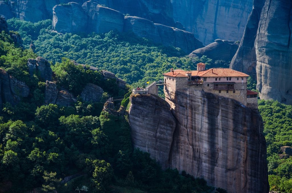 ΠΑΣΧΑ ΣΤΗ ΣΚΙΑ ...ΤΩΝ ΜΕΤΕΩΡΩΝ - Image 9