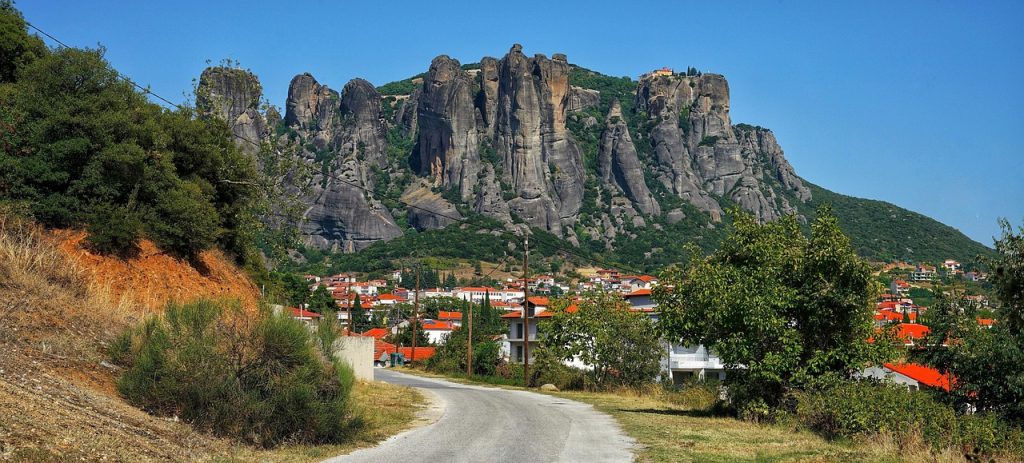 ΠΑΣΧΑ ΣΤΗ ΣΚΙΑ ...ΤΩΝ ΜΕΤΕΩΡΩΝ - Image 5