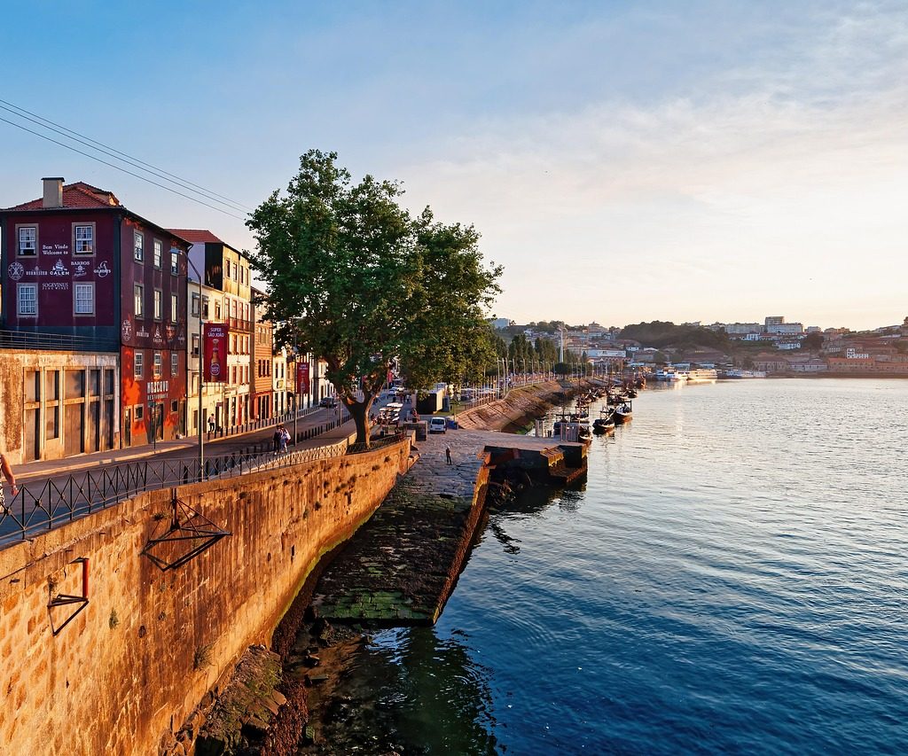 Alternative view of Παρίσι - Λούβρο (Βερσαλλίες, Ντίσνεϋλαντ)